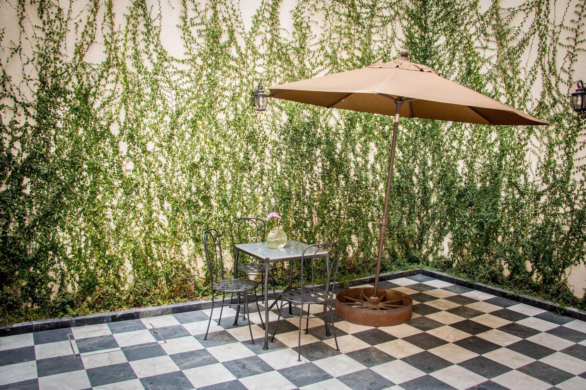 Gertrudis Hotel 모렐리아 외부 사진