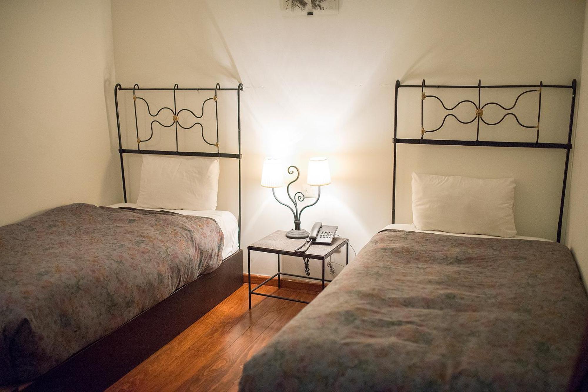 Gertrudis Hotel 모렐리아 외부 사진